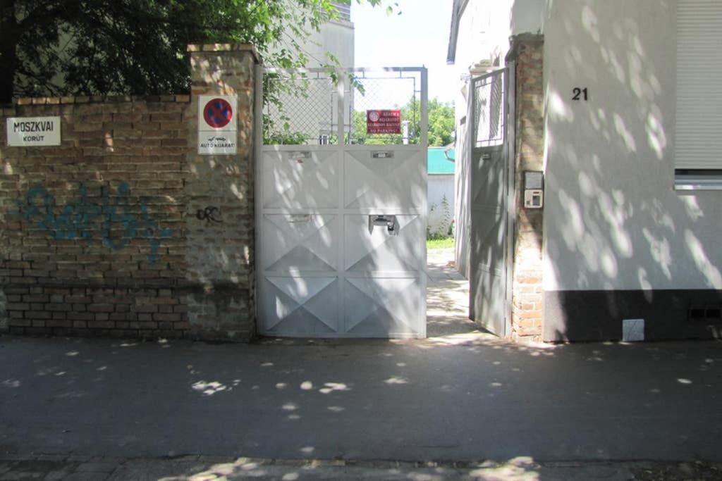 Mm Apartman Szeged Buitenkant foto